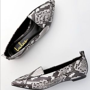 Lulu's Black & White Snakeskin Pointed Toe Slip-On Flats